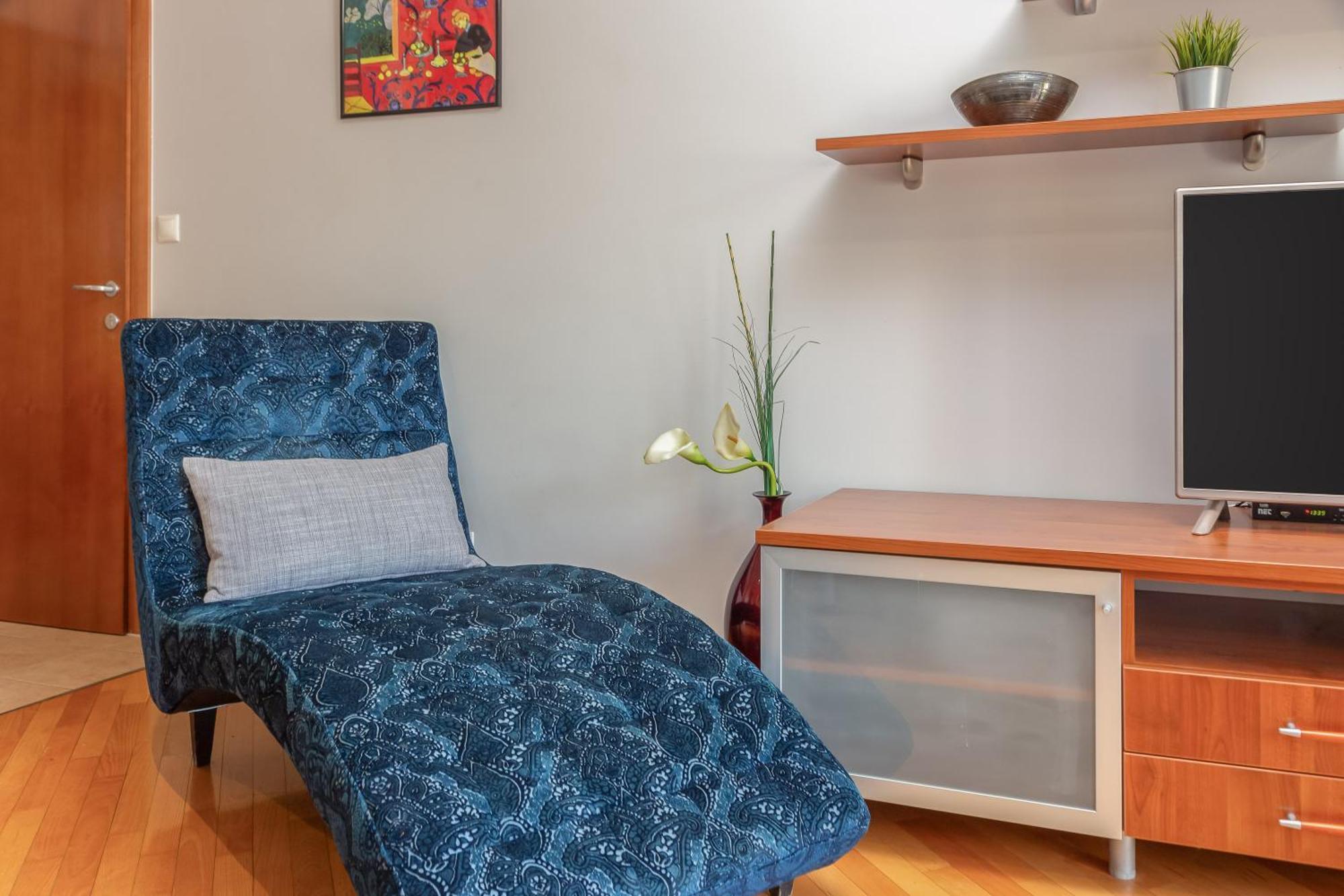 Brkic Apartments With Private Parking Makarska Room photo